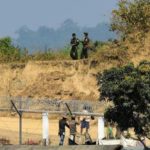 রঙে কি বা আসে যায় – আমিনা তাবাস্সুম।