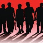 সোনালী হরফে কোরআন লিখেছেন আজারবাইজানের এক নারী !