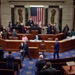 মুসলিম নারী চিকিৎসকদের হিজাব পরার অনুমতি মিললো যুক্তরাজ্যে।