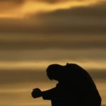 মাধবপুরে ঝুলন্ত এক ব্যক্তির লাশ উদ্ধার !