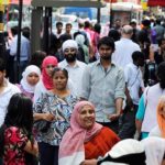 উত্তরায় বালুরমাঠ বস্তিতে ভয়াবহ অগ্নিকাণ্ড।