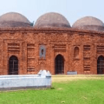 বিচারক-আইনজীবীদের পোশাক নিয়ে নতুন নির্দেশনা।