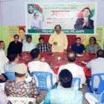 অবশেষে জুহি চাওলার জিম্মায় জামিন পেলেন আরিয়ান খান।