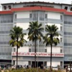 কর ফাঁকির অভিযোগ ব্লেয়ারের দম্পতির বিরুদ্ধে !