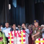 পূর্ব লন্ডনে মসজিদের সামনে মুসল্লিদের উপর হামলা।