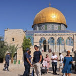 এক সপ্তাহ পর সুরমা নদীর পানি বিপদসীমার নিচে নামলো।